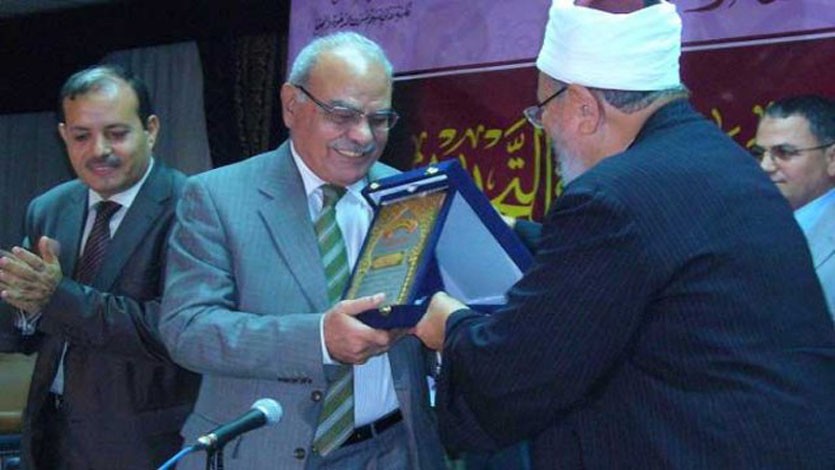 في حفل تكريم د. محمد عمارة بنقابة الصحفيين بالقاهرة عام 2010