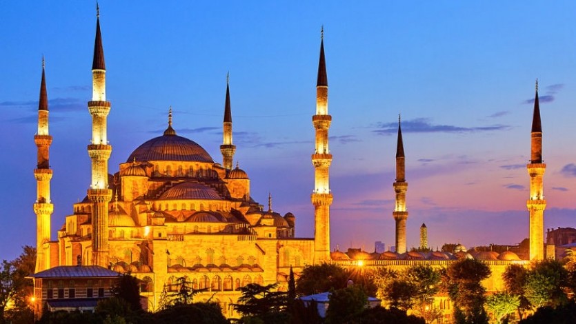 فشل العلمانية في ديار الإسلام