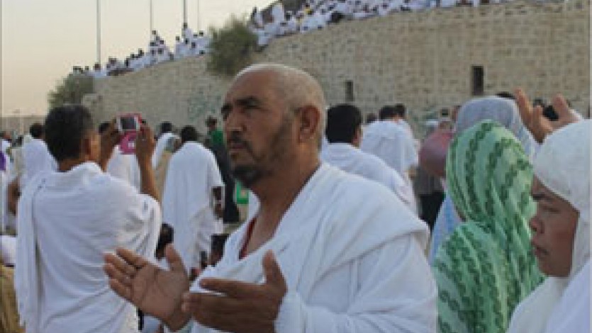 كيف تكون نية الحاج عن الغير؟