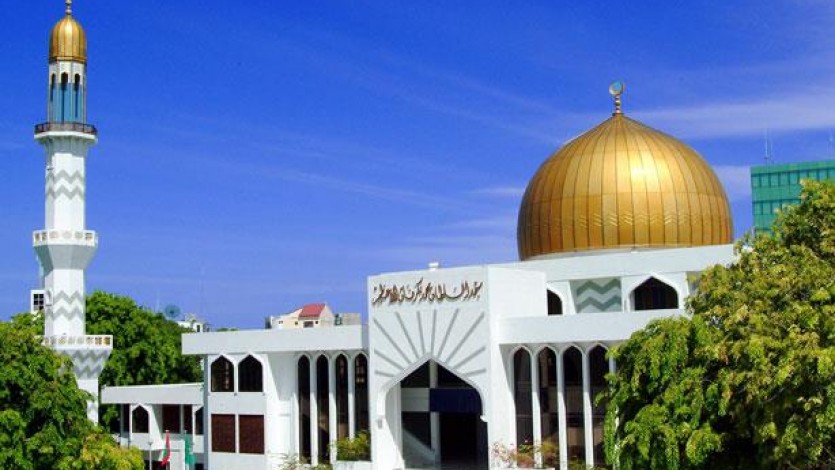القرضاوي يتلقى دعوة لزيارة المالديف