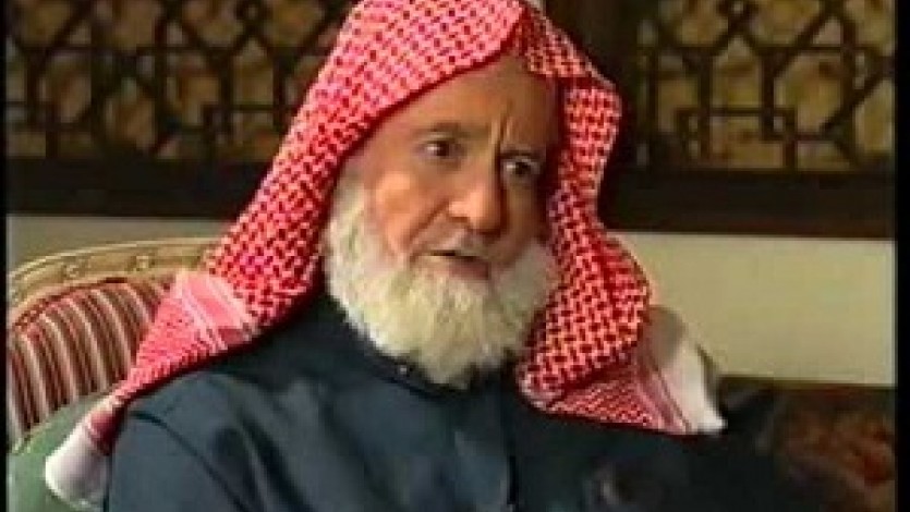 اتحاد علماء المسلمين ينعى المؤرخ السوري الشيخ محمود شاكر