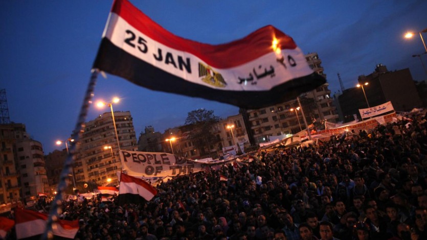 القرضاوي يعلن دعمه وثيقة المبادئ لاسترداد ثورة يناير