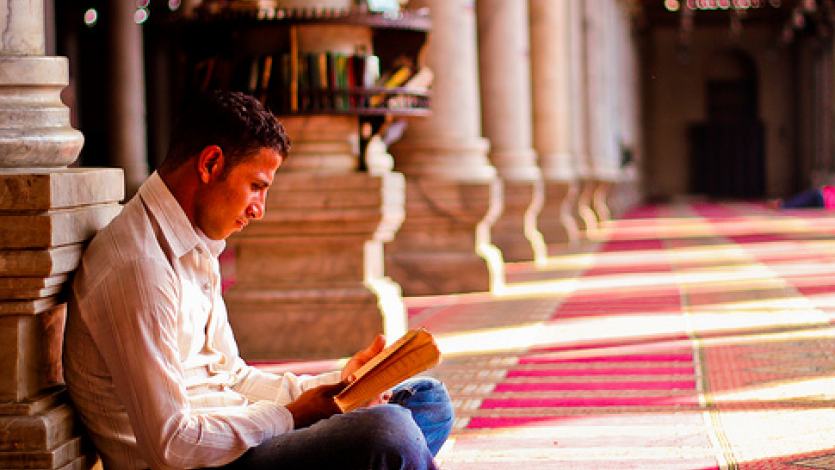 القرضاوي: الإنسان المحمود في القرآن إيجابي فاعل ينطق بالحق